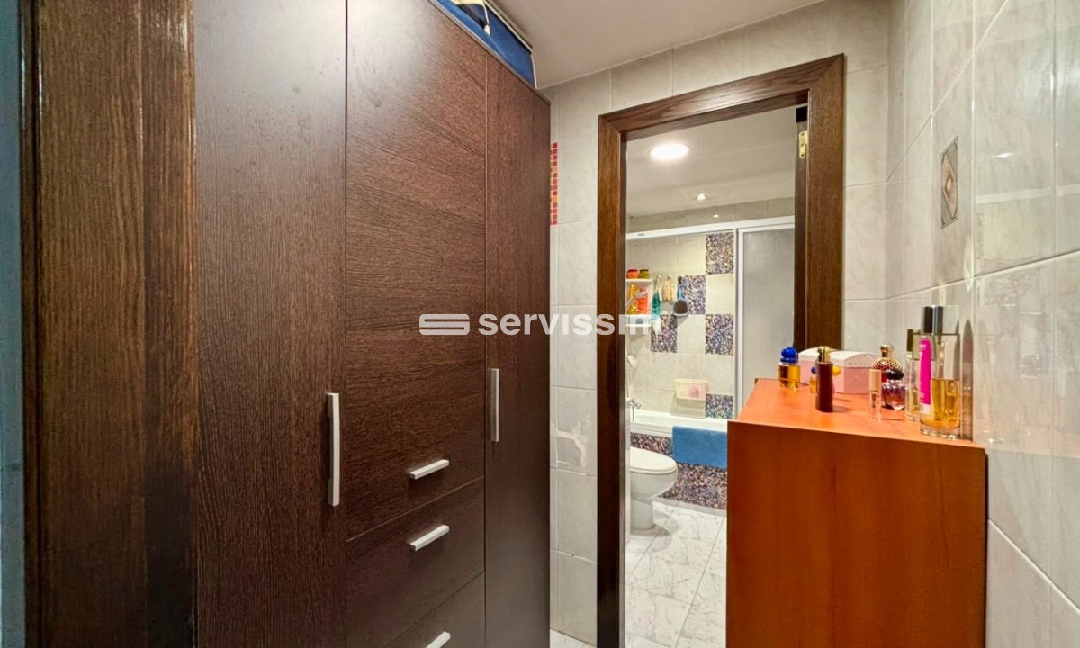 Piso en venta en Encamp, 2 habitaciones, 79 metros
