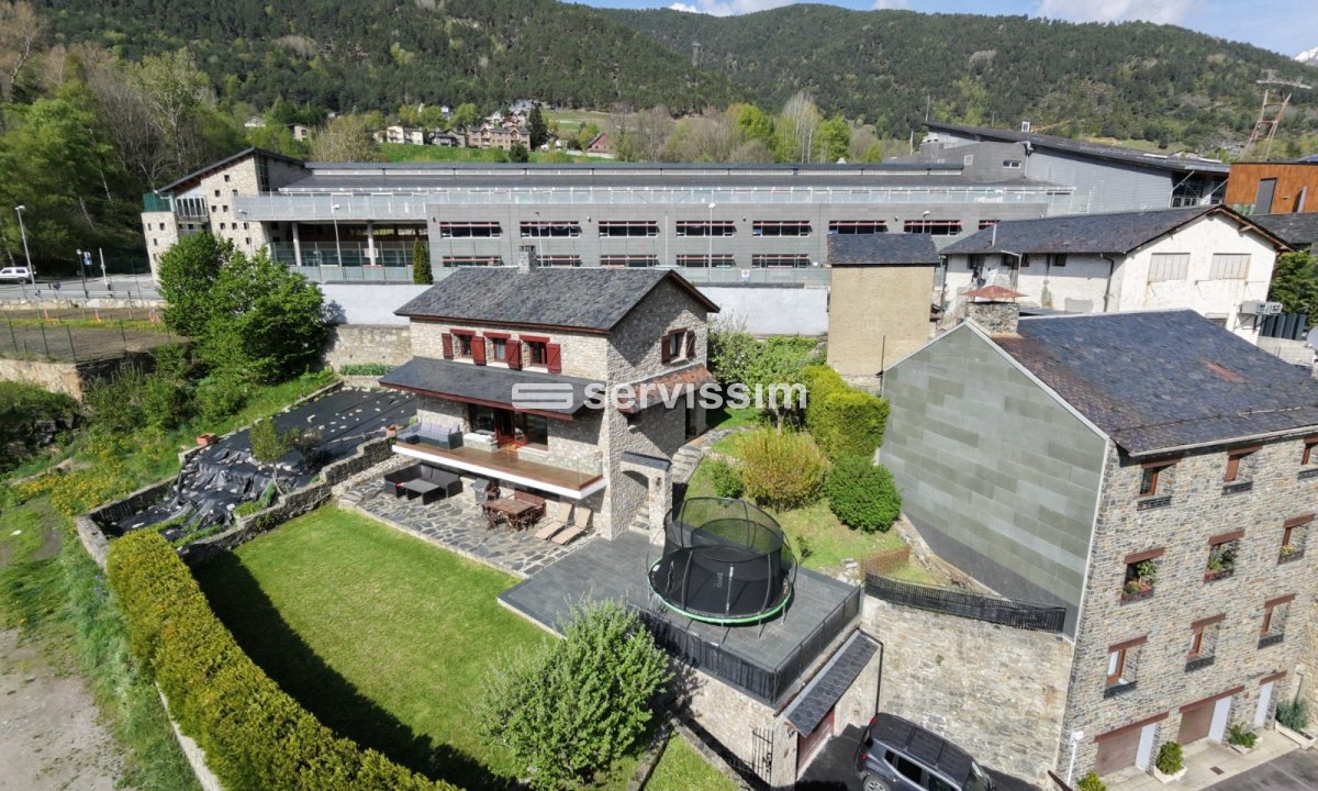 Xalet en venda a La Massana, 4 habitacions, 237 metres