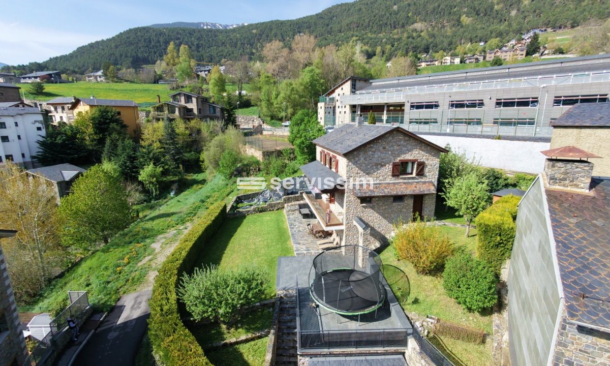 Xalet en venda a La Massana, 4 habitacions, 237 metres