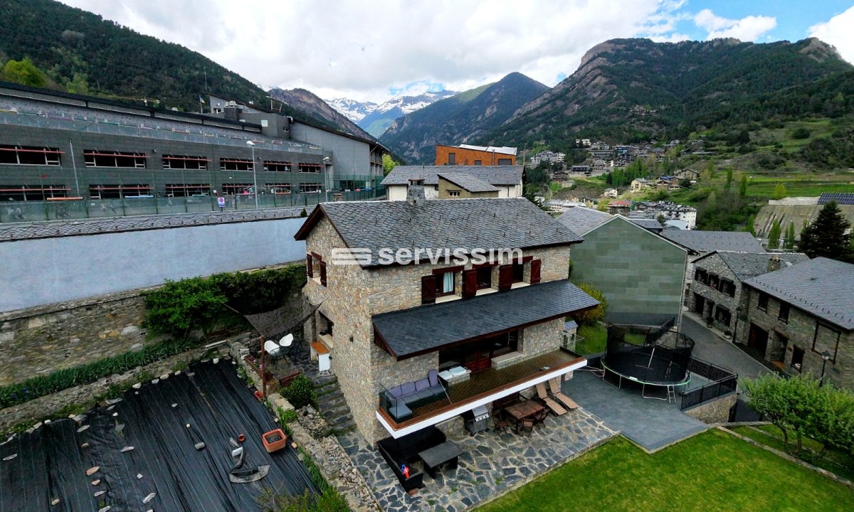 Xalet en venda a La Massana, 4 habitacions, 237 metres