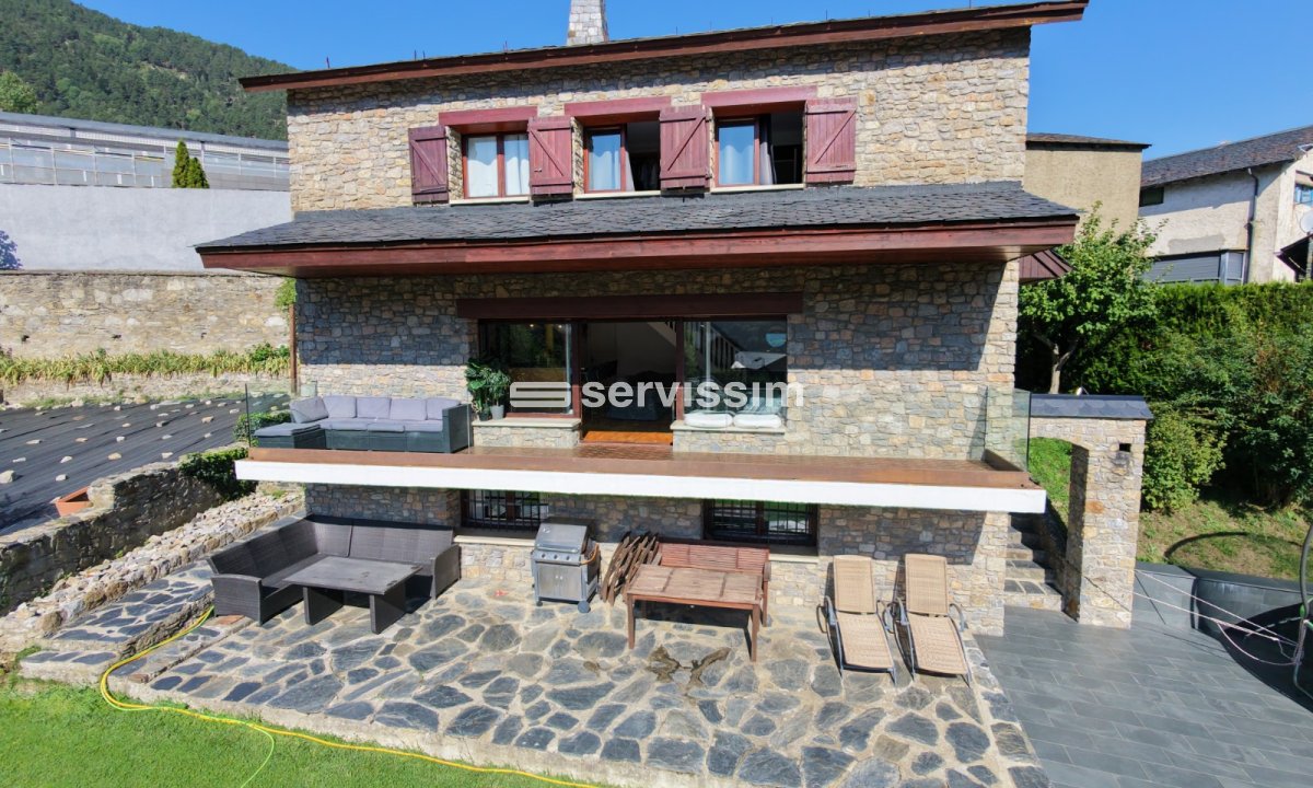 Xalet en venda a La Massana, 4 habitacions, 237 metres