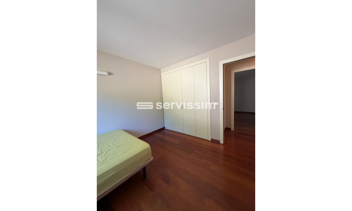 Pis en venda a Anyós, 4 habitacions, 186 metres