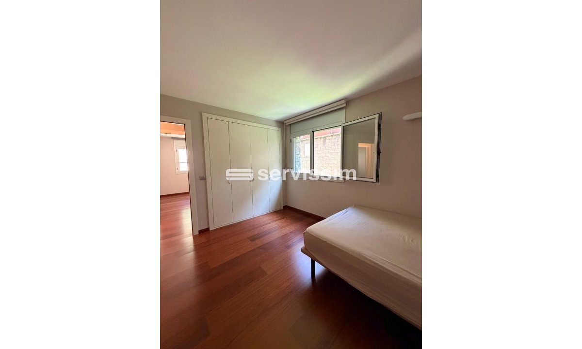 Pis en venda a Anyós, 4 habitacions, 186 metres