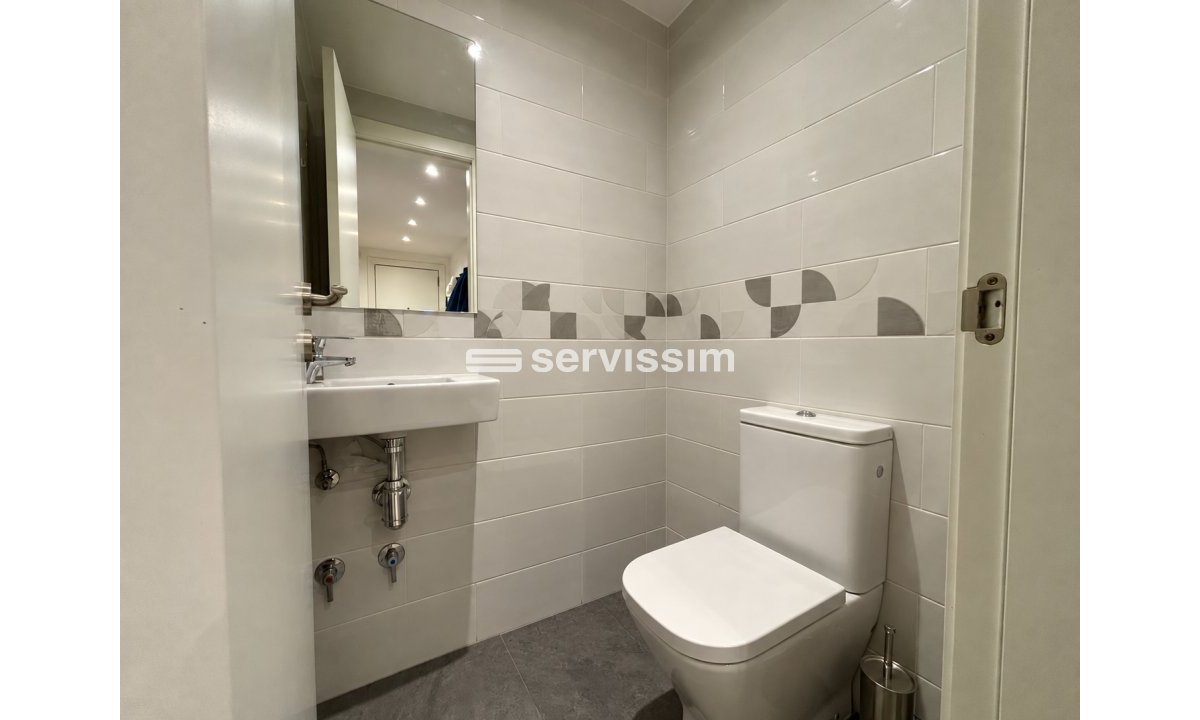 Rental - Penthouse - Town centre