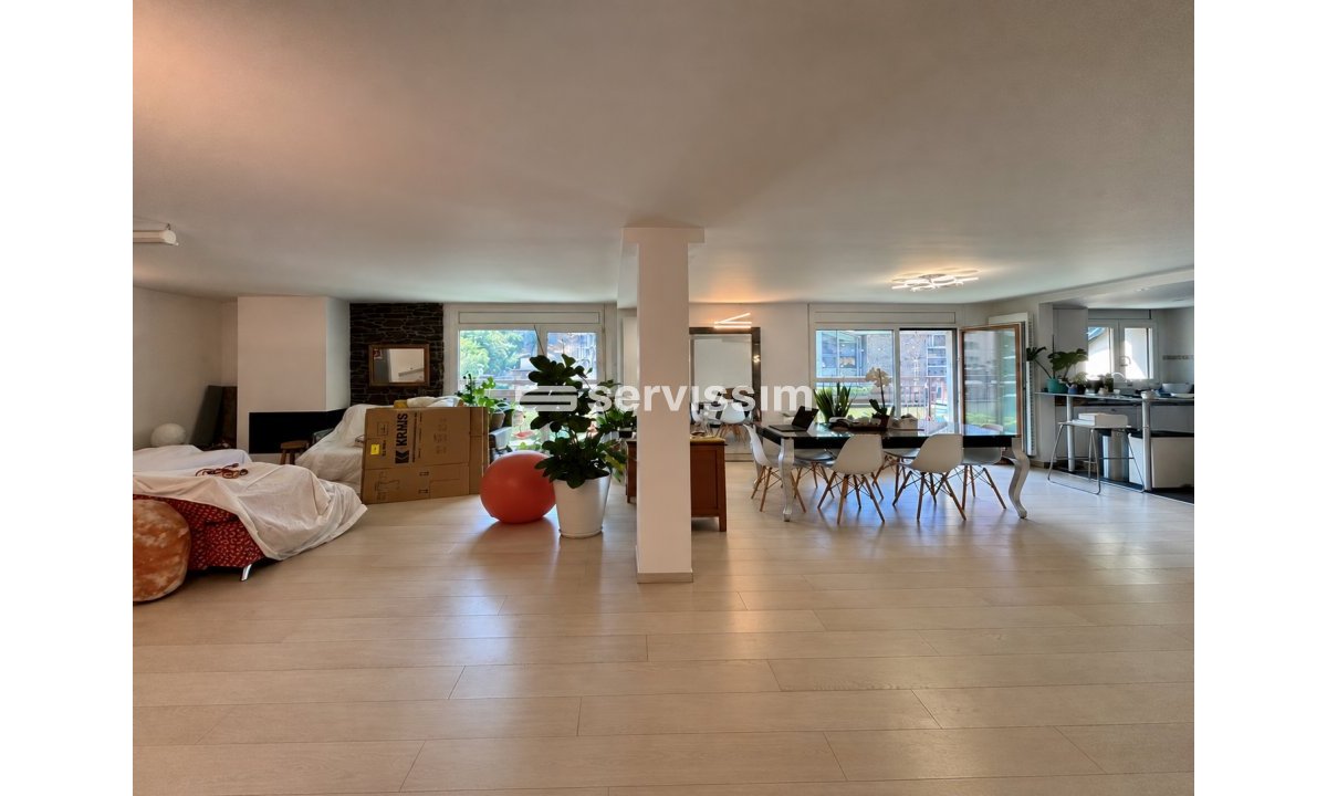 Rental - Penthouse - Town centre