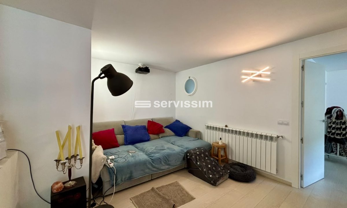 Rental - Penthouse - Town centre