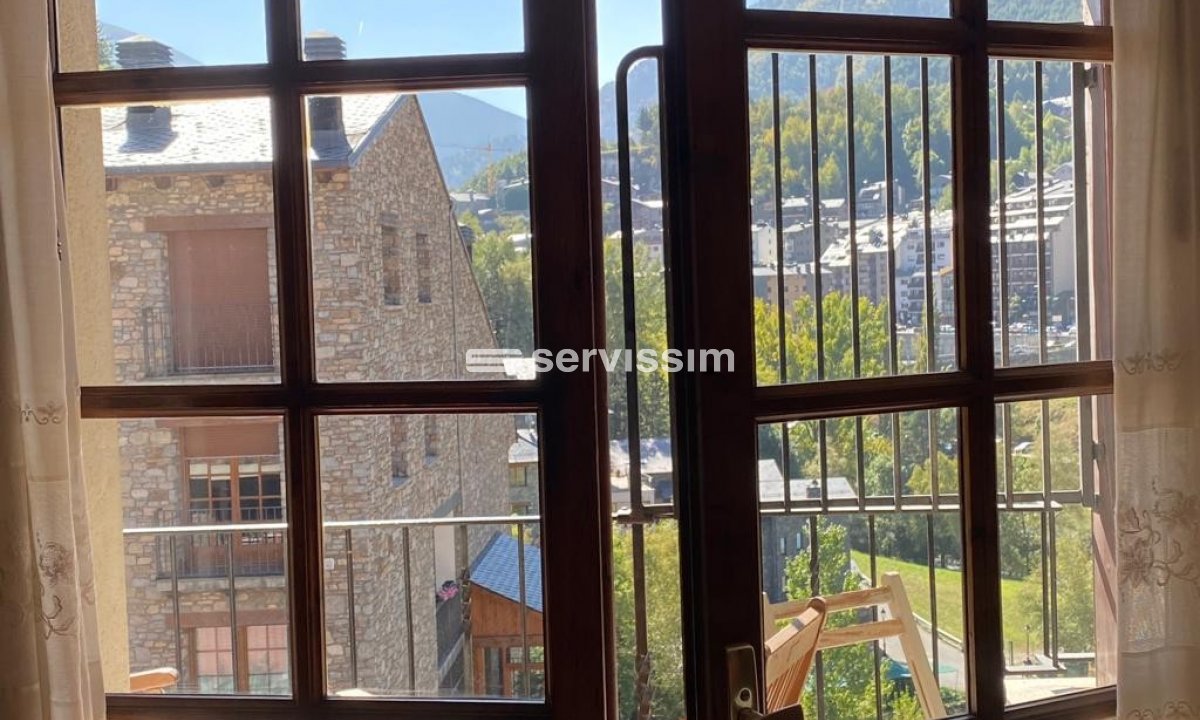 For sale - Apartment / flat - Town centre