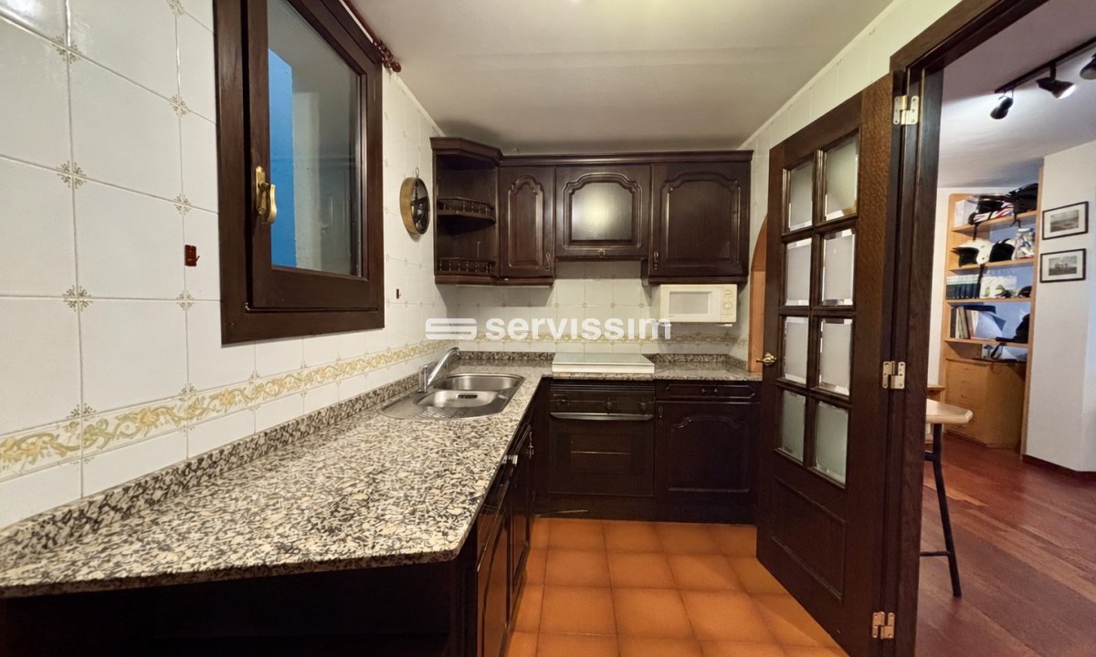 Piso en venta en Sispony, 2 habitaciones, 90 metros