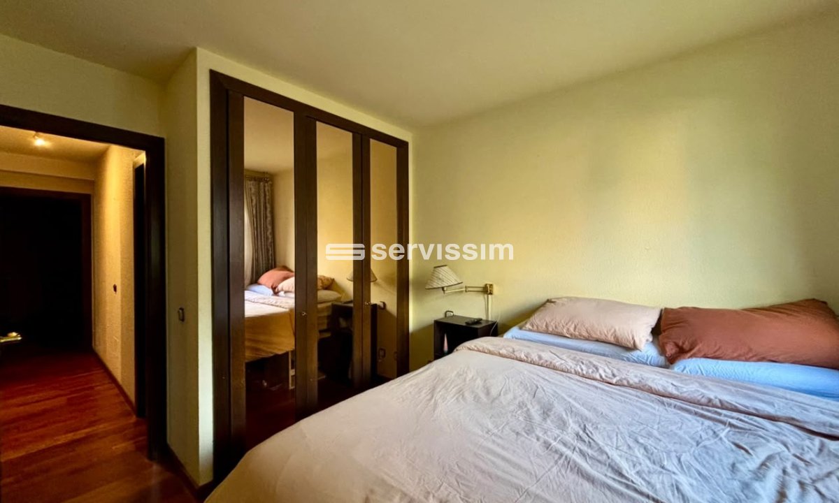 Piso en venta en Sispony, 2 habitaciones, 90 metros