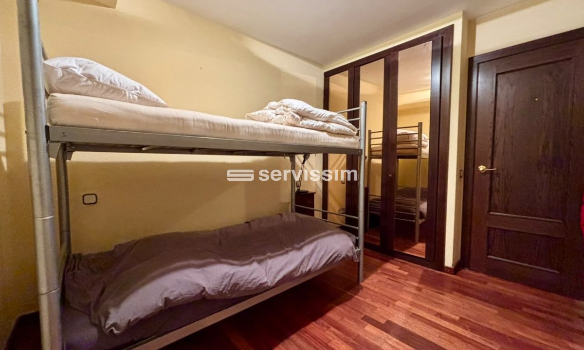 Piso en venta en Sispony, 2 habitaciones, 90 metros