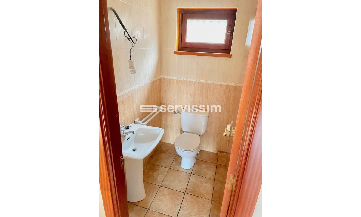 En venta - Chalet - Escás