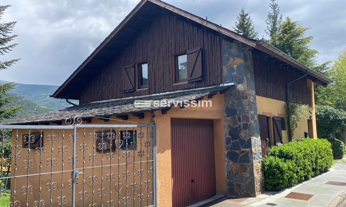 For sale - Detached house - Escás - Escàs